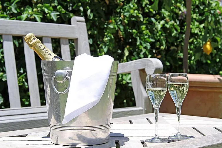 Casa Luna Verde Bed & Breakfast Marbella