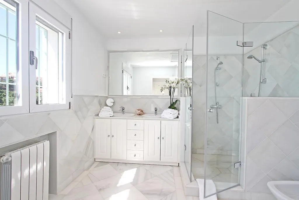 Casa Luna Verde Bed and Breakfast Marbella