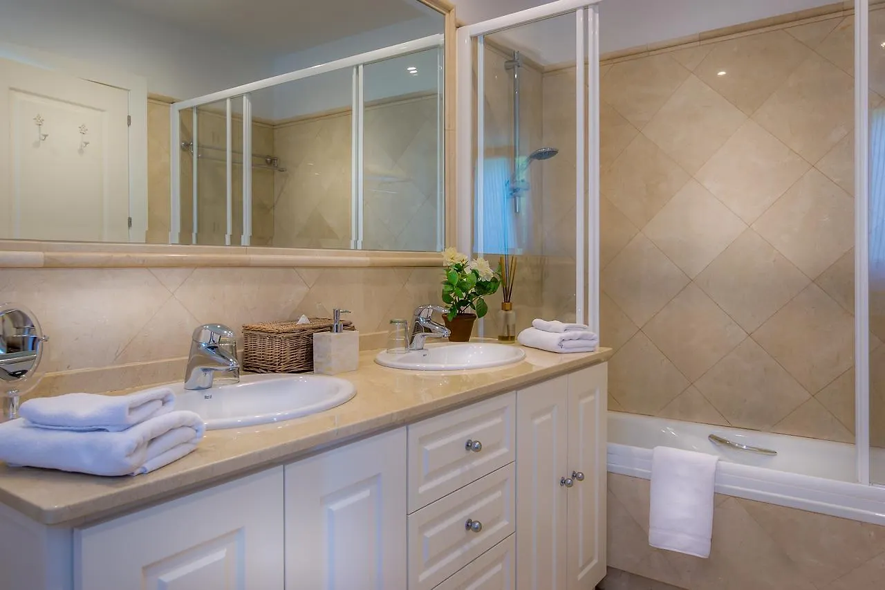 Casa Luna Verde Bed and Breakfast Marbella