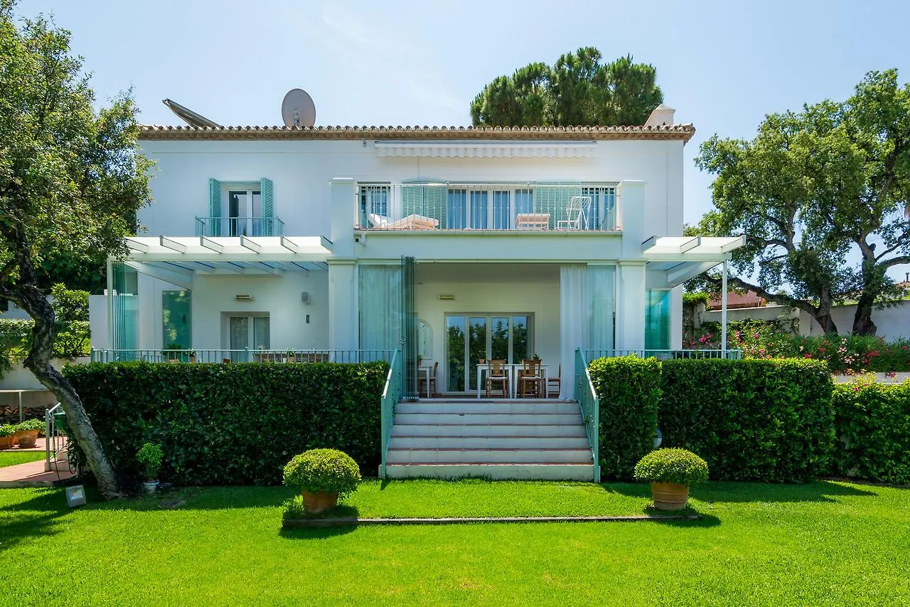 Bed & Breakfast Casa Luna Verde Bed and Breakfast Marbella Spanje